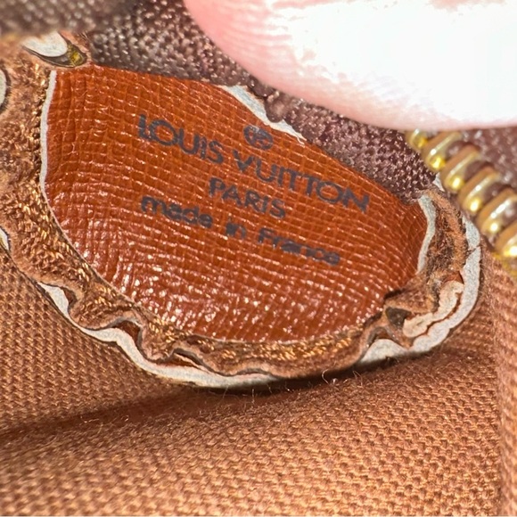 Louis Vuitton Vintage Monogram Golf Ball Holder Men Women - Picture 4 of 11